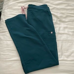 Women’s figs scrub pants